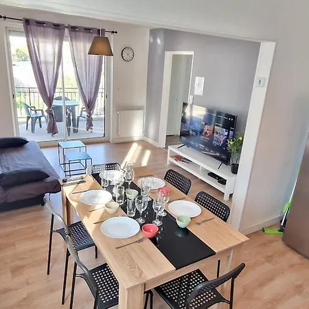 Holiday home Maison A - 3 - Arrivee Autonome *